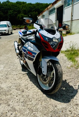     Suzuki Gsxr 1000 L3 One million edition 