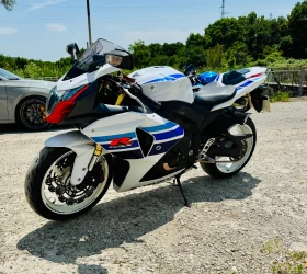     Suzuki Gsxr 1000 L3 One million edition 
