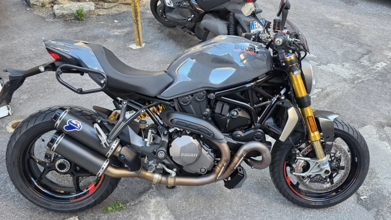 Ducati Monster 1200i 
