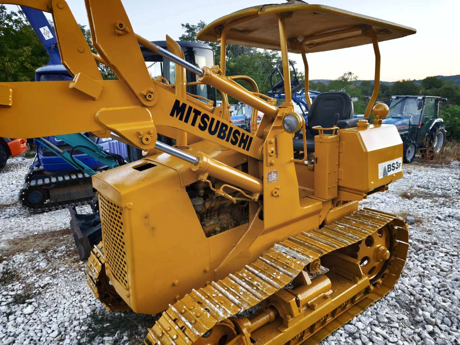 Багер Komatsu  ПЕРФЕКТЕН , снимка 2 - Индустриална техника - 33242966