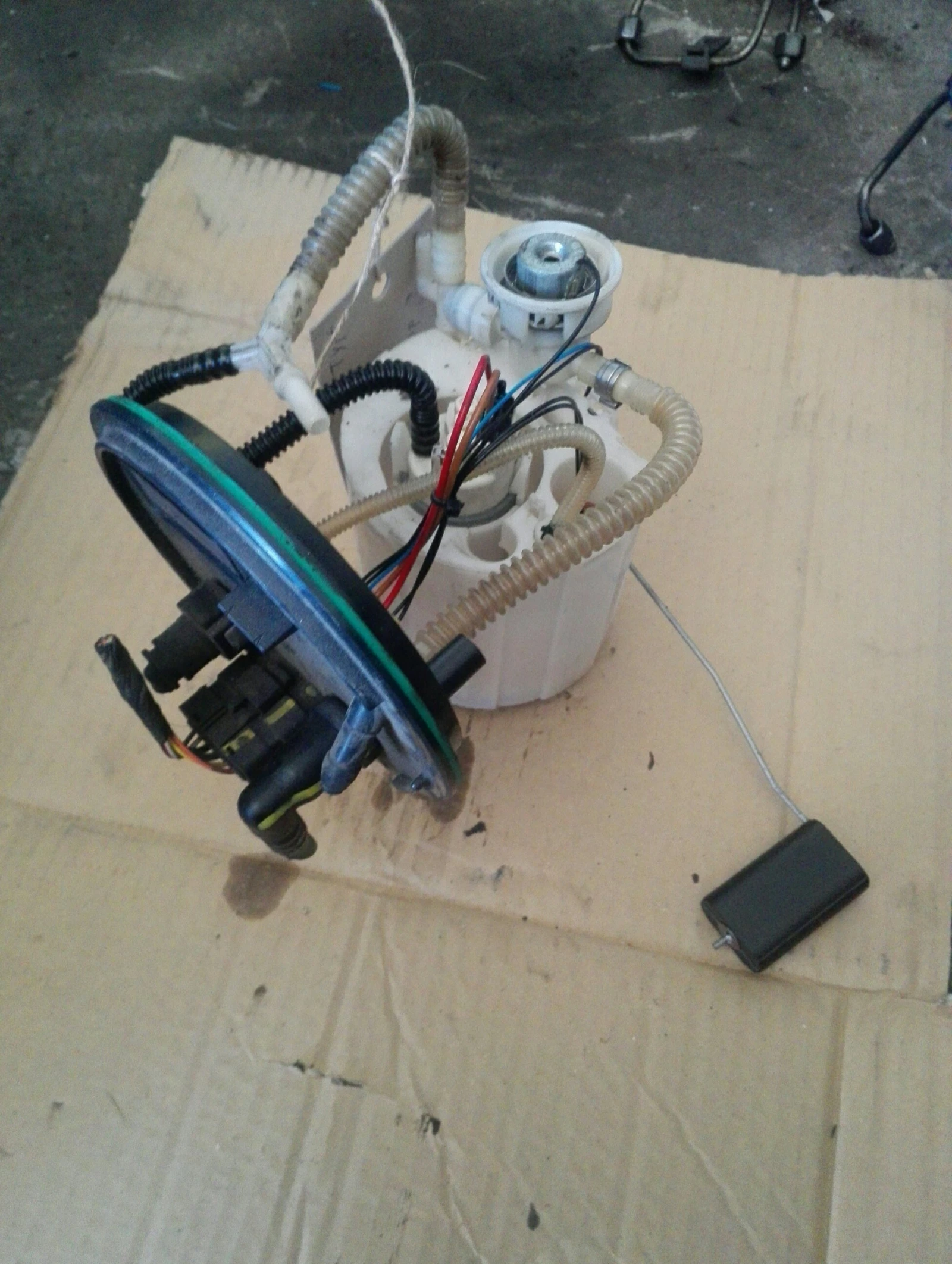 ����� � ��������� ����� � ���� 2.7� | Mobile.bg � ����������� 1