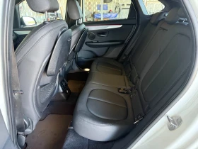 BMW 2 Active Tourer 218d M/Facelift/Head-up/Амбиент/Панорама/Лизинг, снимка 10