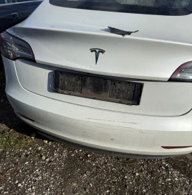 Tesla Model 3 стандарт рейндж 302, снимка 3