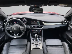 Alfa Romeo Giulia VELOCE 2.0 Petrol 280 hp AT8 Q4 - 99940 лв. - 21780686 12