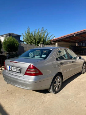 Обява за продажба на Mercedes-Benz 220 Mercedes C 220 CDI 2.2   Дизел, 2002 г. ~4 500 лв. - изображение 2 | Auto.bg Обява за продажба на Mercedes-Benz 220 Mercedes C 220 CDI 2.2   Дизел, 2002 г. ~4 500 лв. - изображение 2
