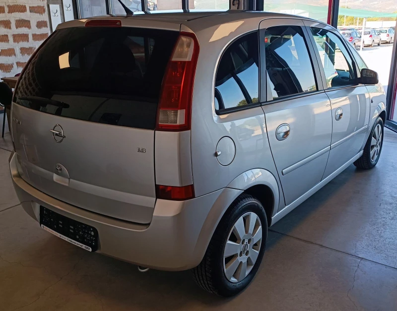 Opel Meriva 1.6i, снимка 4 - Автомобили и джипове - 46864529