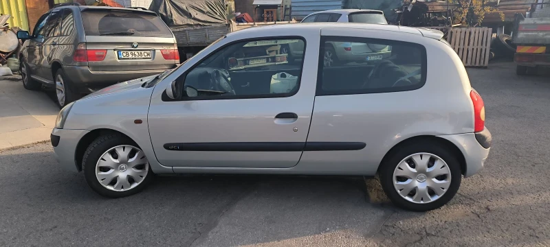 Renault Clio 1.5 dci 82hp, снимка 5 - Автомобили и джипове - 47918831