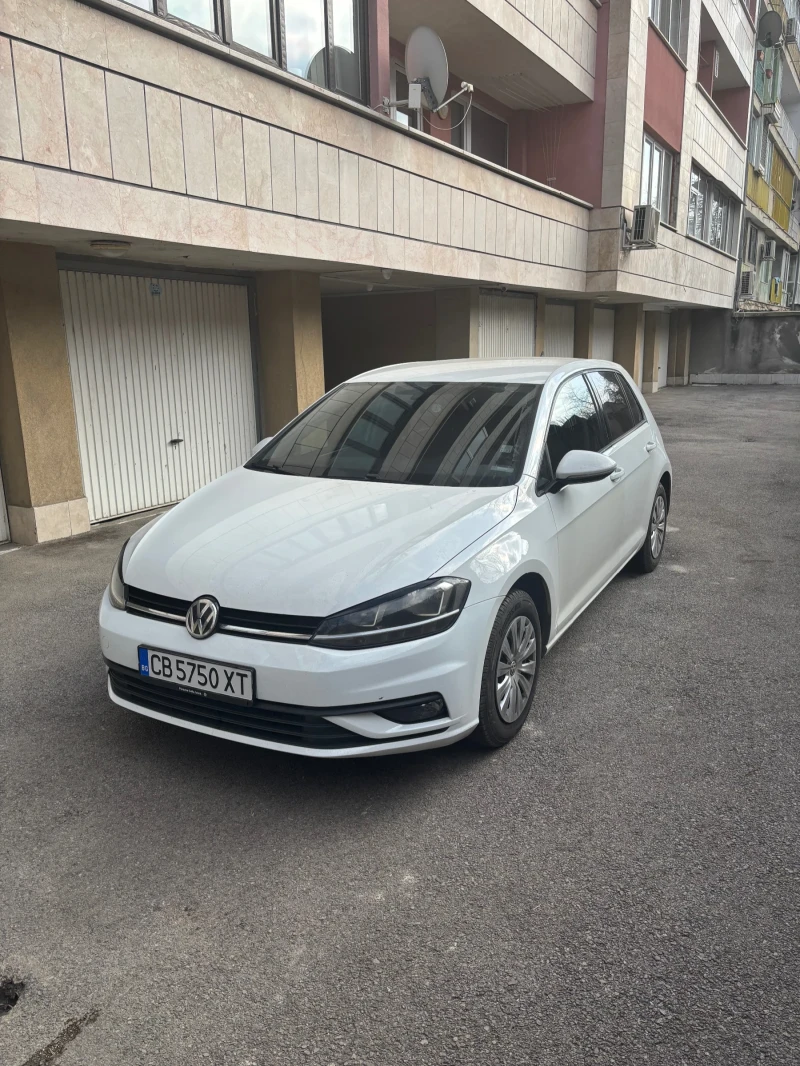 VW Golf Trendline, снимка 1 - Автомобили и джипове - 48927753