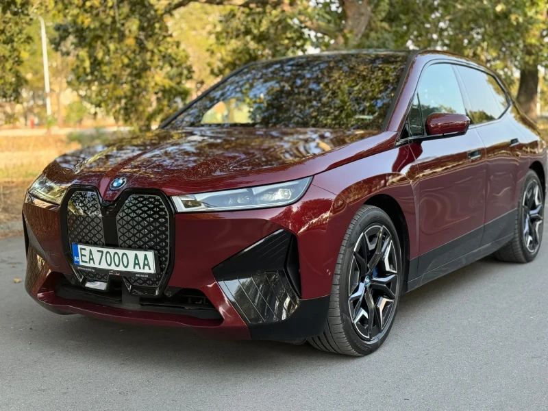 BMW iX 50* Xdrive* ГАРАНЦИЯ* Bowers&Wilkins* SWAROVSKI* F, снимка 5 - Автомобили и джипове - 51582156