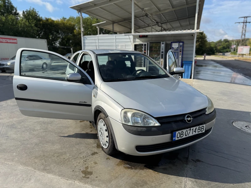 Opel Corsa 1.2 16V, снимка 3 - Автомобили и джипове - 52238293