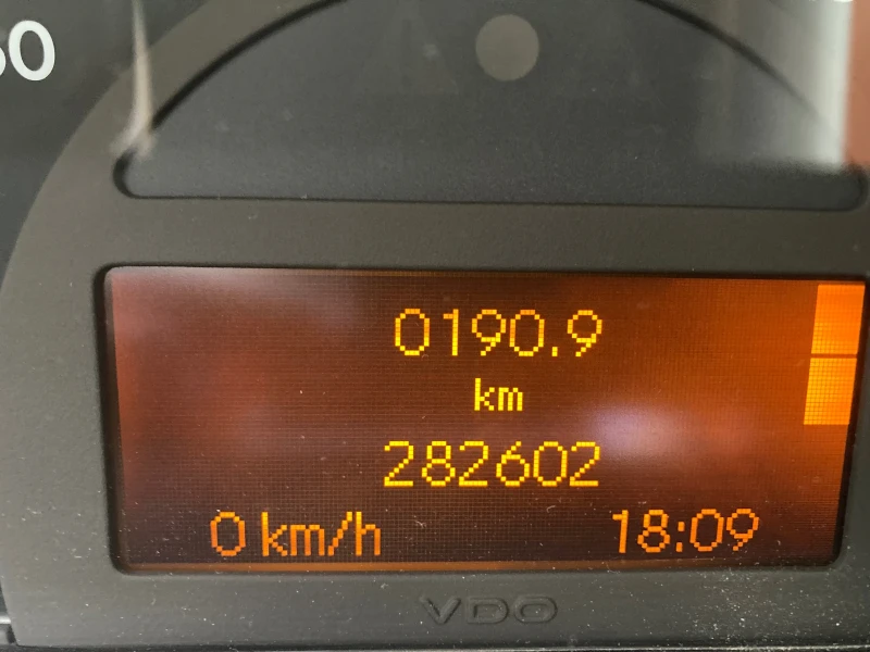 Mercedes-Benz 220 Mercedes C 220 CDI 2.2   Дизел, 2002 г., снимка 5 - Автомобили и джипове - 52578856