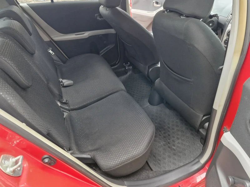 Toyota Yaris 1.33 VVT-i 100к.с. , снимка 10 - Автомобили и джипове - 52428320