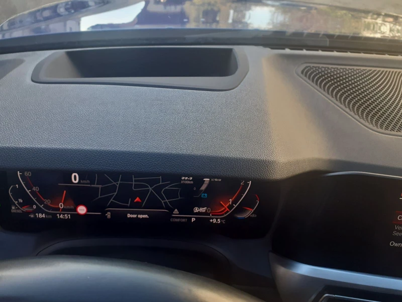 BMW 330 330d / xDrive / M Paket / LASER/PANO/Memory/, снимка 11 - Автомобили и джипове - 52589296