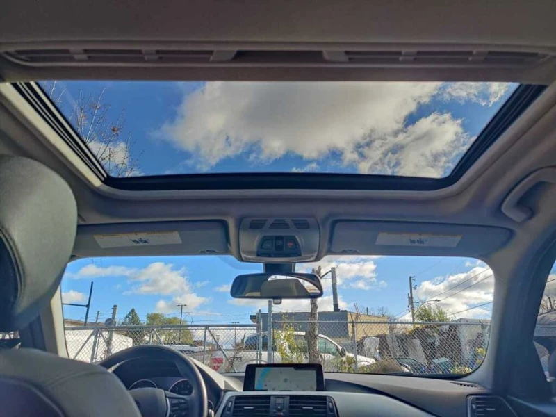 BMW 320 * xDrive * CARFAX * ЦЕНА ДО БГ, снимка 14 - Автомобили и джипове - 52931813