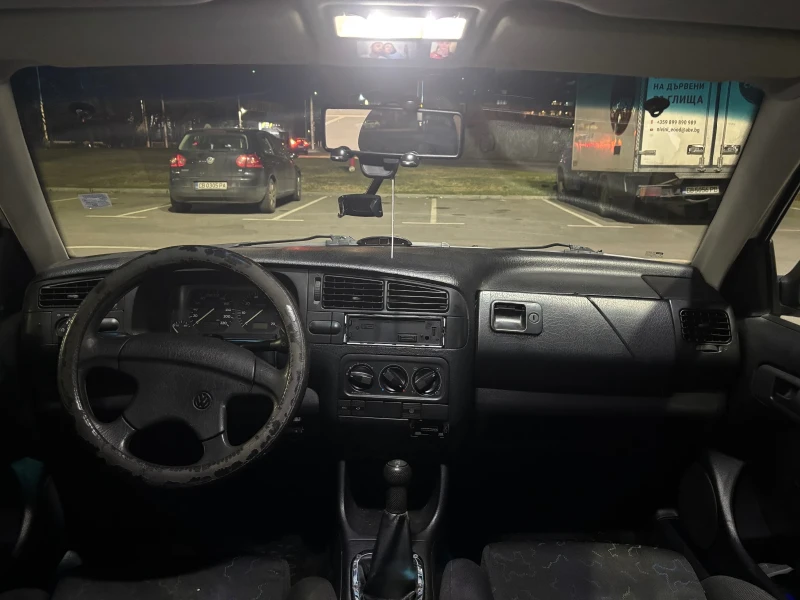 VW Golf 1.6 gas-benzin, снимка 5 - Автомобили и джипове - 52978752