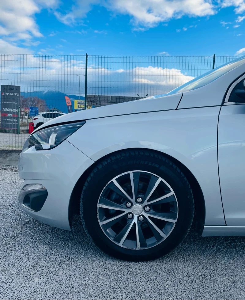 Peugeot 308 1.6 е-HDi Full LED* Панорама* Сервизна история, снимка 16 - Автомобили и джипове - 52979752