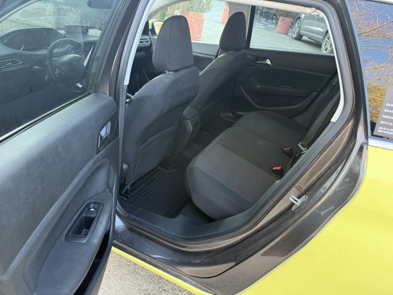 Peugeot 308 1.6 HDI, снимка 7 - Автомобили и джипове - 53344680
