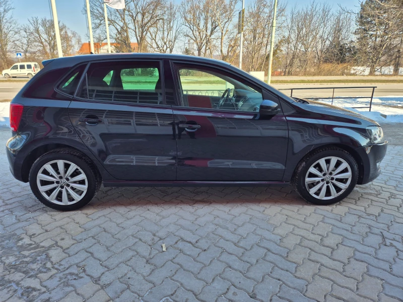 VW Polo 1.4i, KLIMATRONIK, снимка 4 - Автомобили и джипове - 53401919