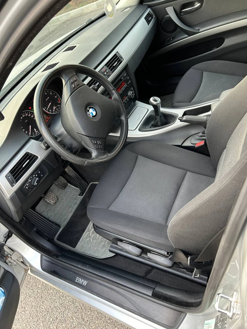 BMW 318, снимка 7 - Автомобили и джипове - 53501591
