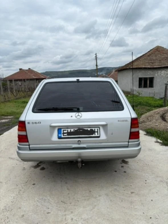 Mercedes-Benz 124, снимка 4 - Автомобили и джипове - 53057321