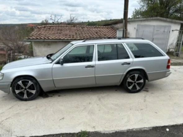 Mercedes-Benz 124, снимка 2 - Автомобили и джипове - 53057321