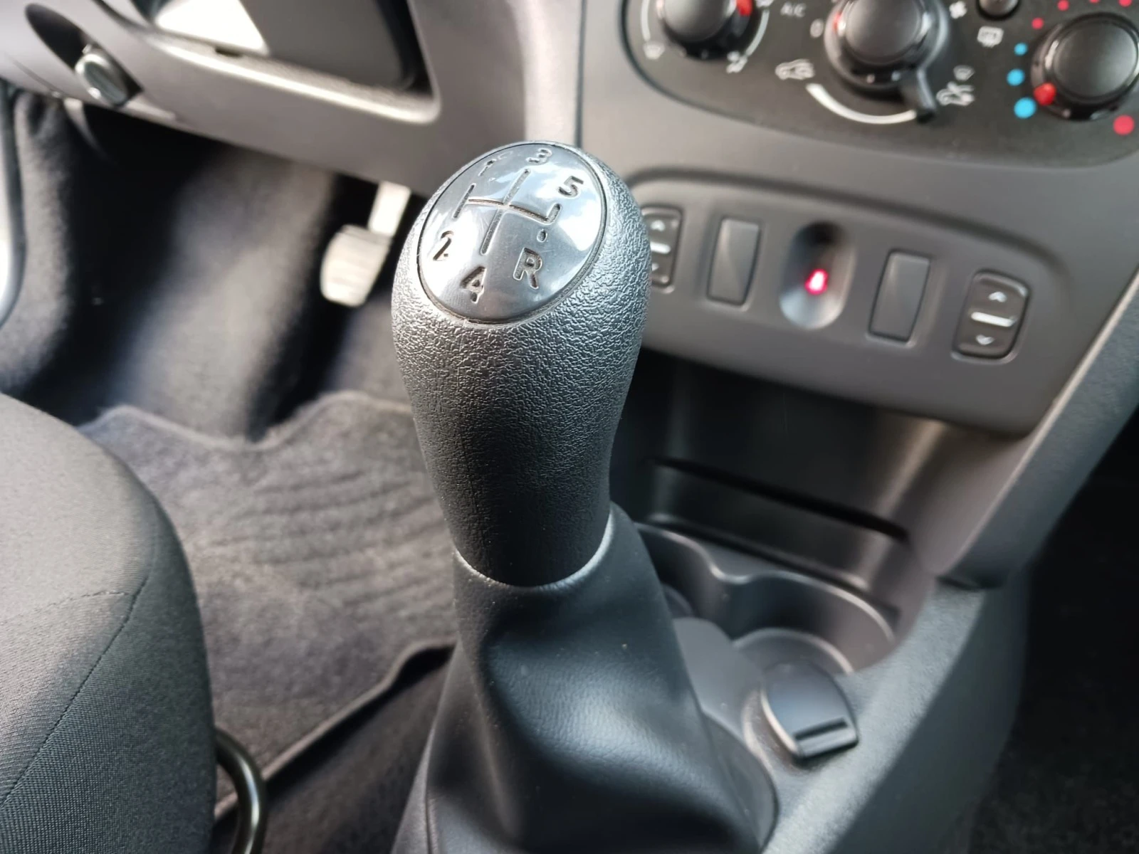 Dacia Sandero 1.5 dci N1 4 | Mobile.bg   11