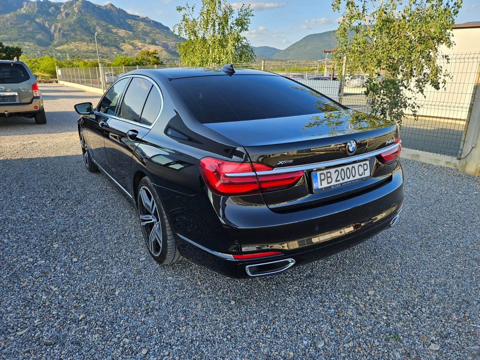 BMW 740  - изображение 7