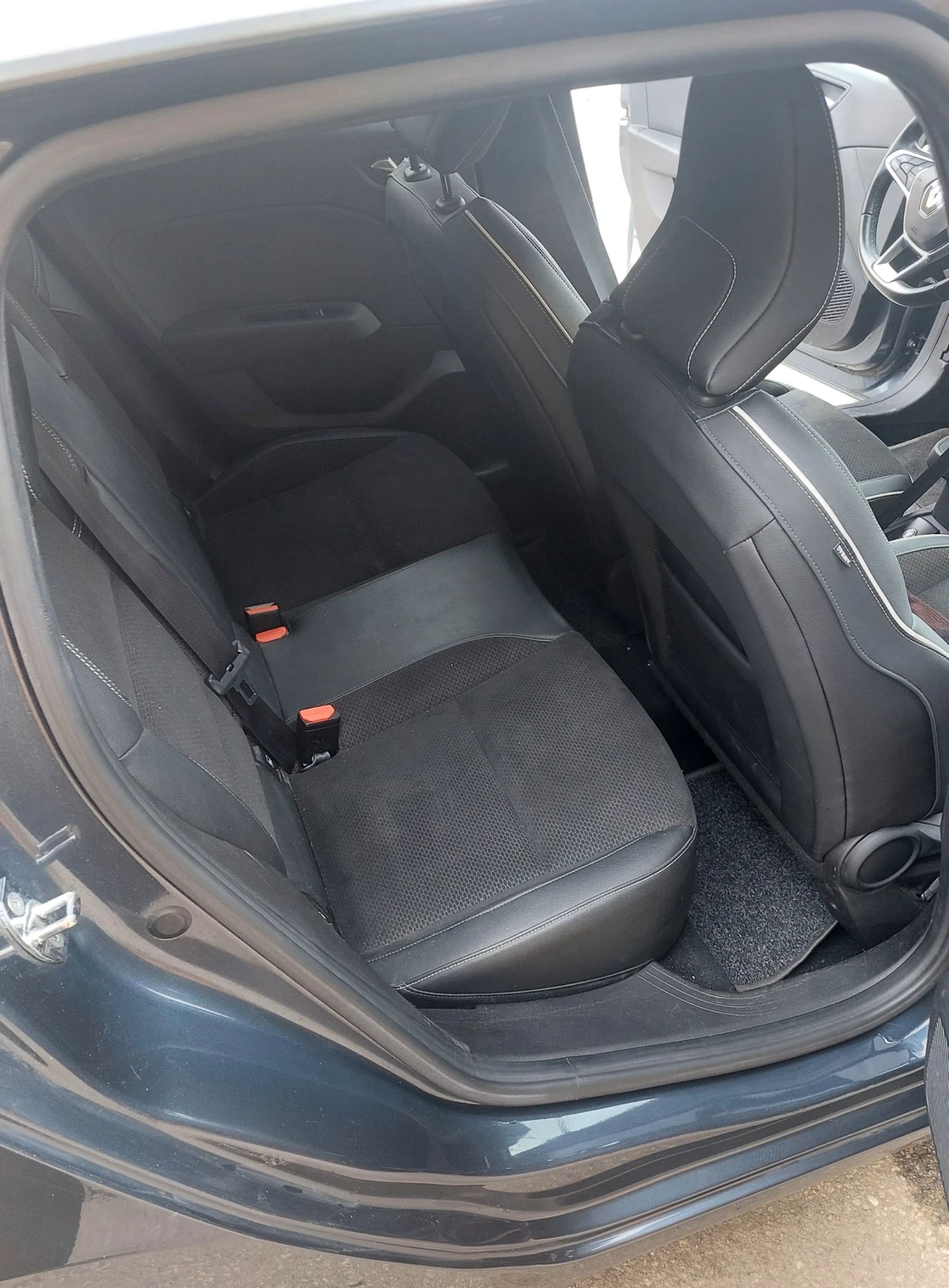 Renault Clio 1.0 LPG , снимка 10 - Автомобили и джипове - 54057887