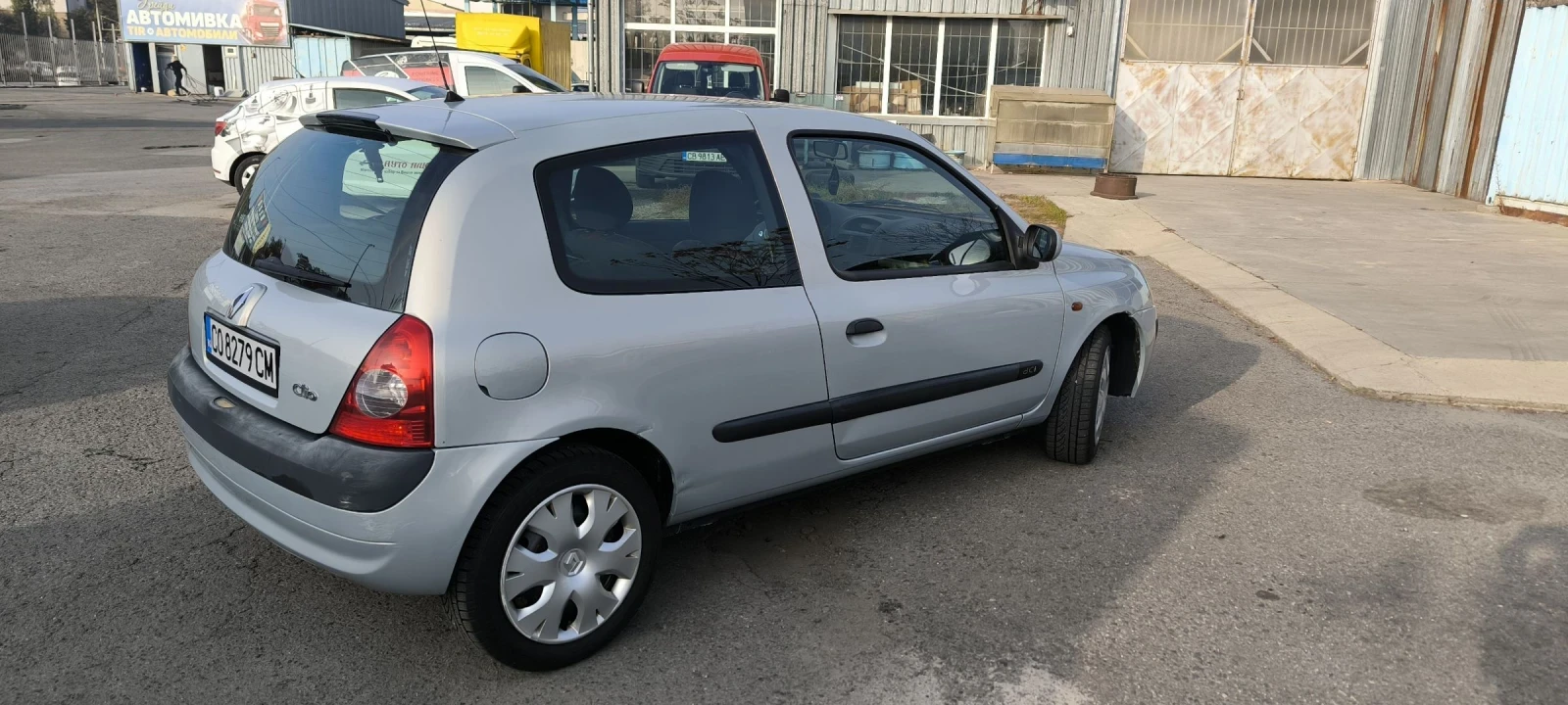 Renault Clio 1.5 dci 82hp - изображение 2