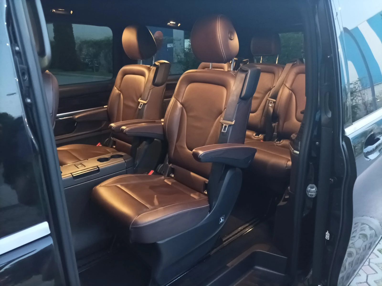 Mercedes-Benz V 300 V 250 VIP CONVERSION 4X4 LONG LUXE  | Mobile.bg   13