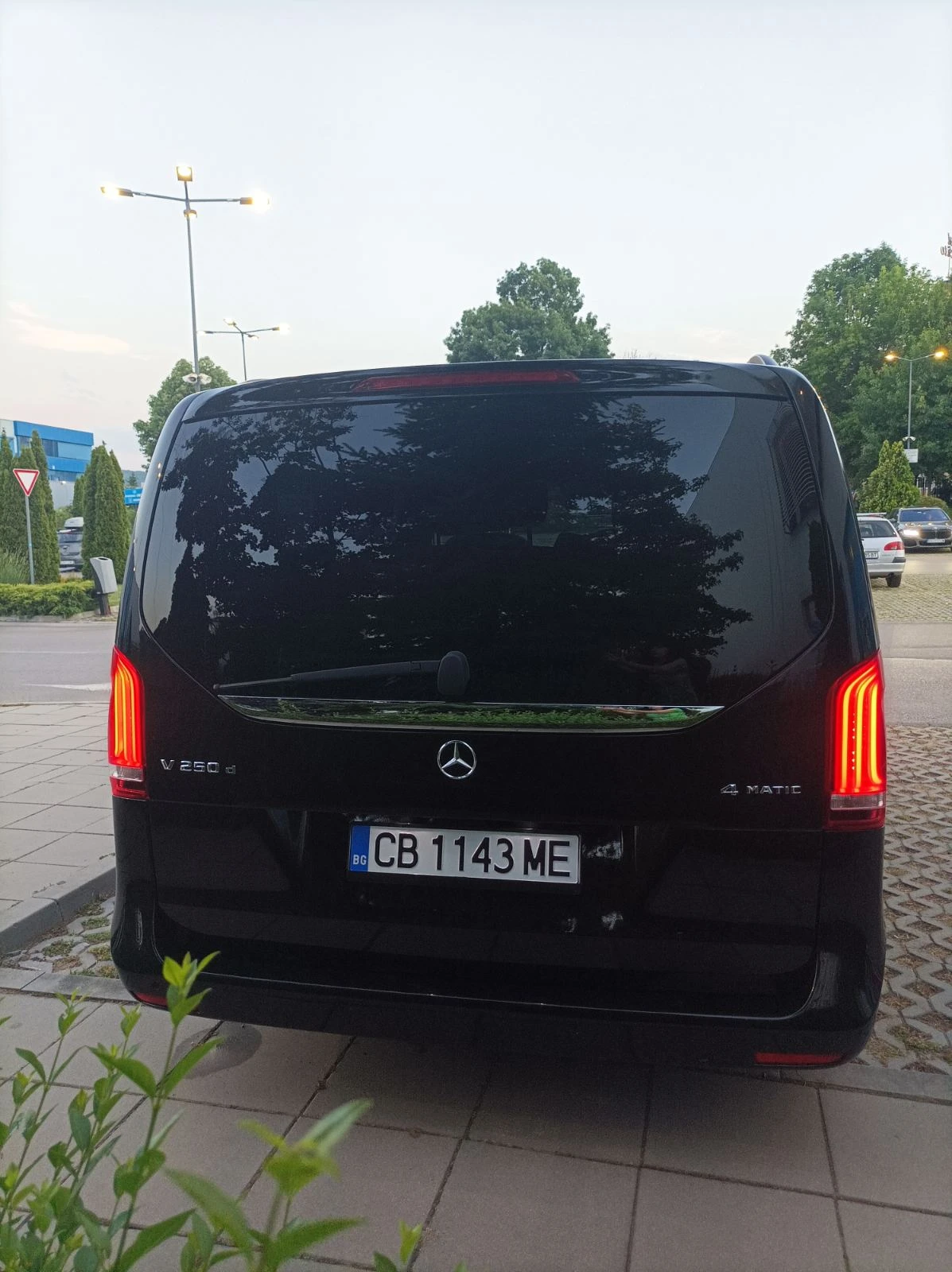 Mercedes-Benz V 300 V 250 VIP CONVERSION 4X4 LONG LUXE  | Mobile.bg   17