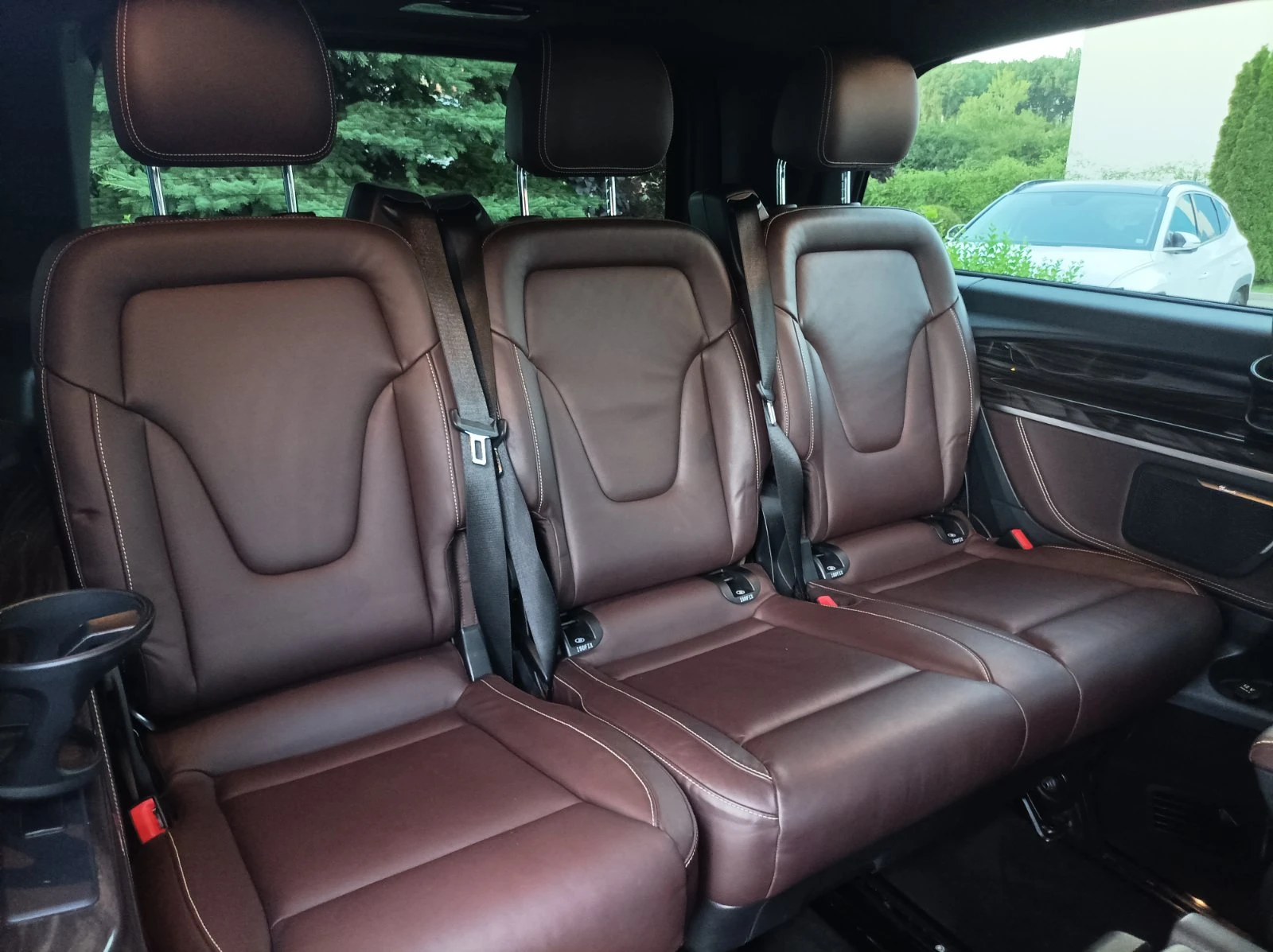 Mercedes-Benz V 300 V 250 VIP CONVERSION 4X4 LONG LUXE  | Mobile.bg   12