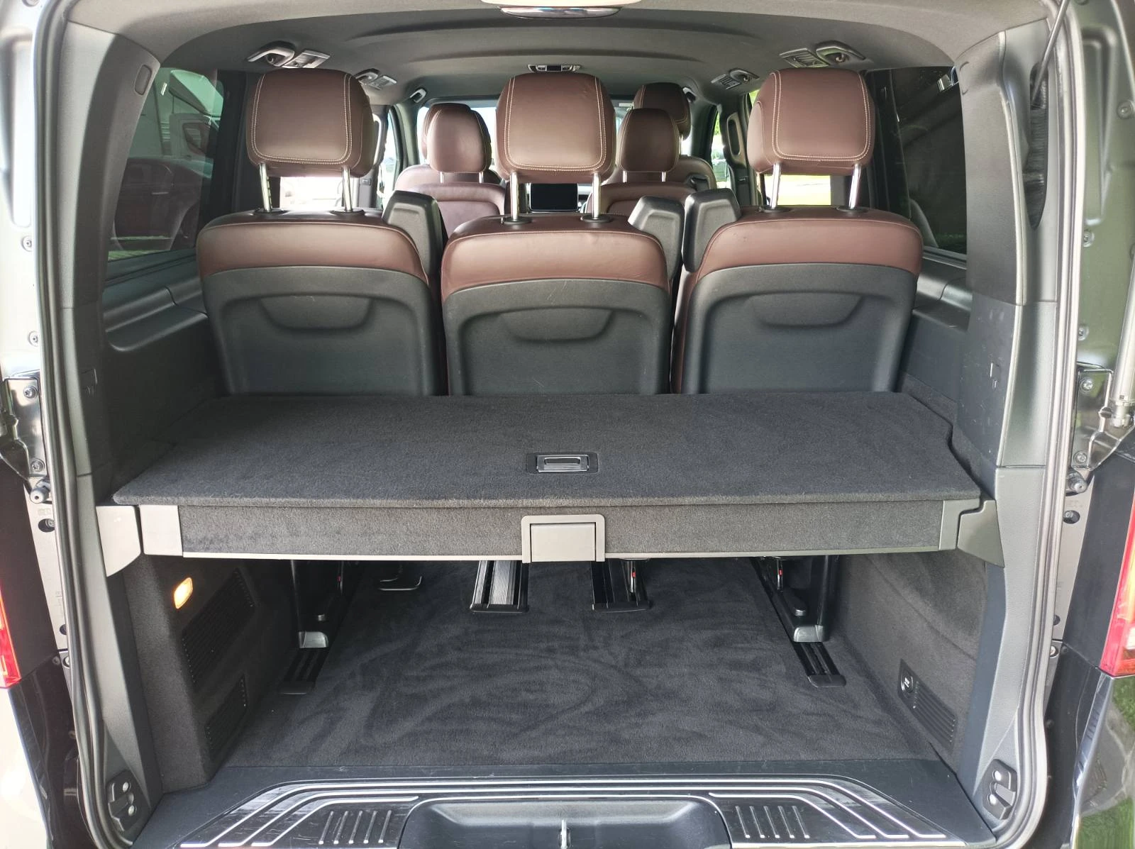 Mercedes-Benz V 300 V 250 VIP CONVERSION 4X4 LONG LUXE  | Mobile.bg   16