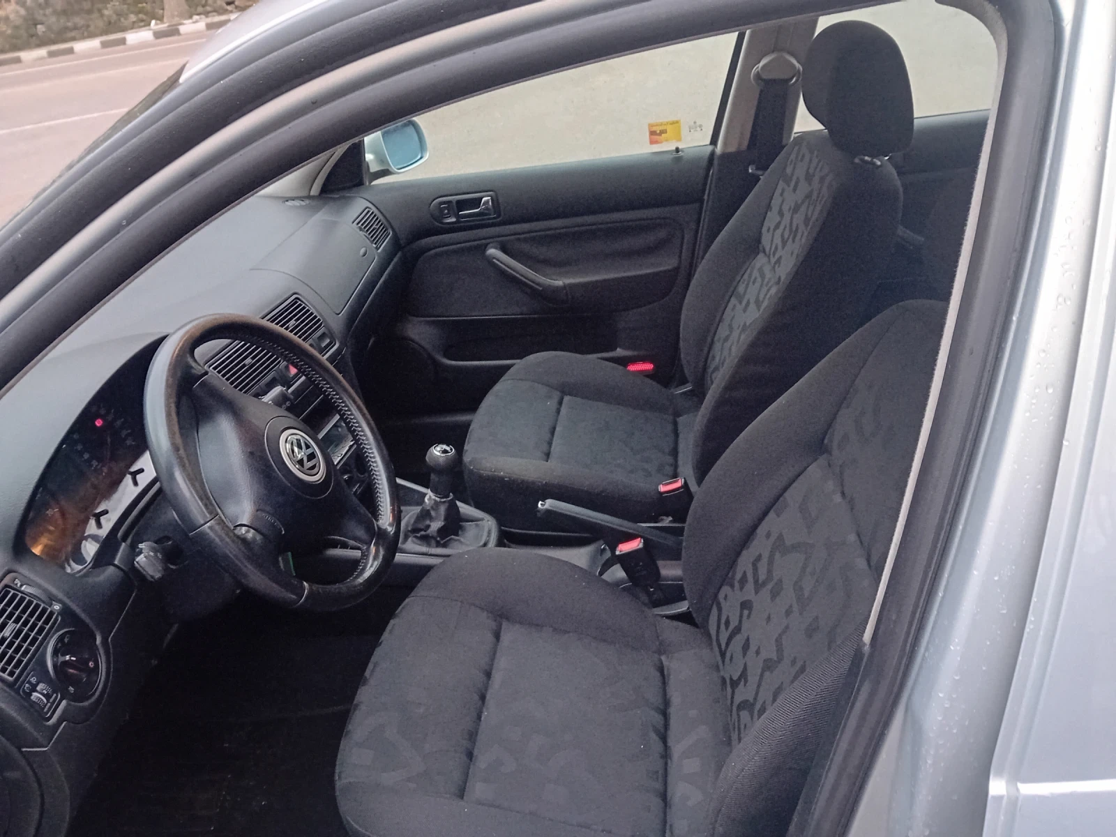 VW Golf 1.6 - изображение 6
