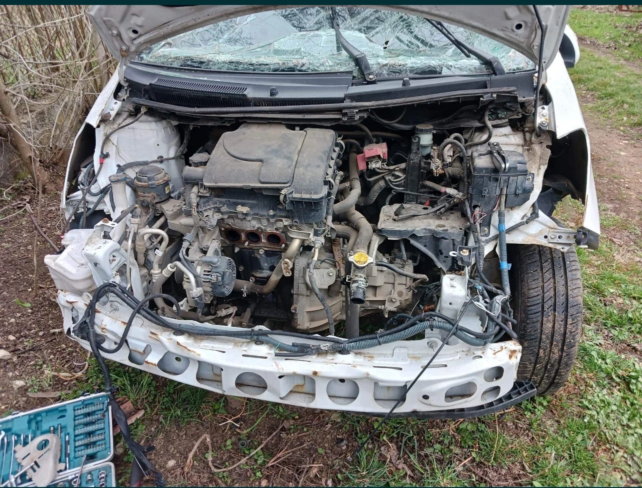 Toyota Yaris  - изображение 5