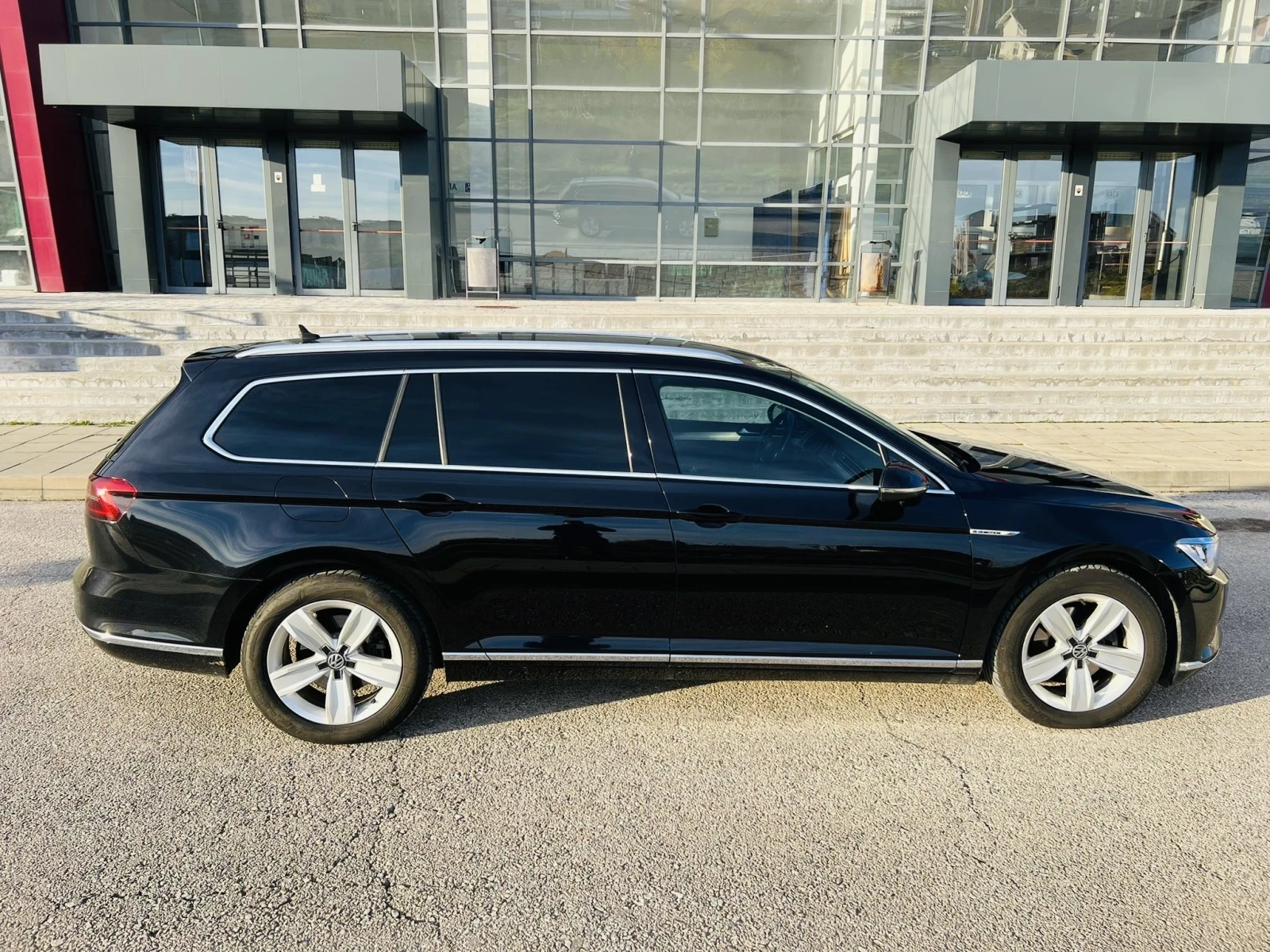 VW Passat B8; 2.0TDI; DSG; FULL LED | Mobile.bg   5