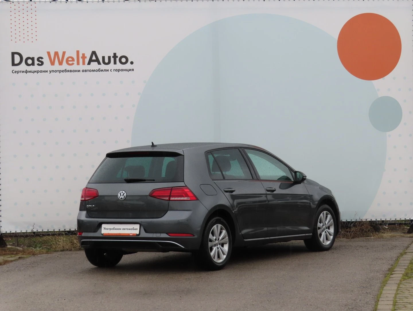 VW Golf Comfortline 1.6TDI BMT - изображение 3
