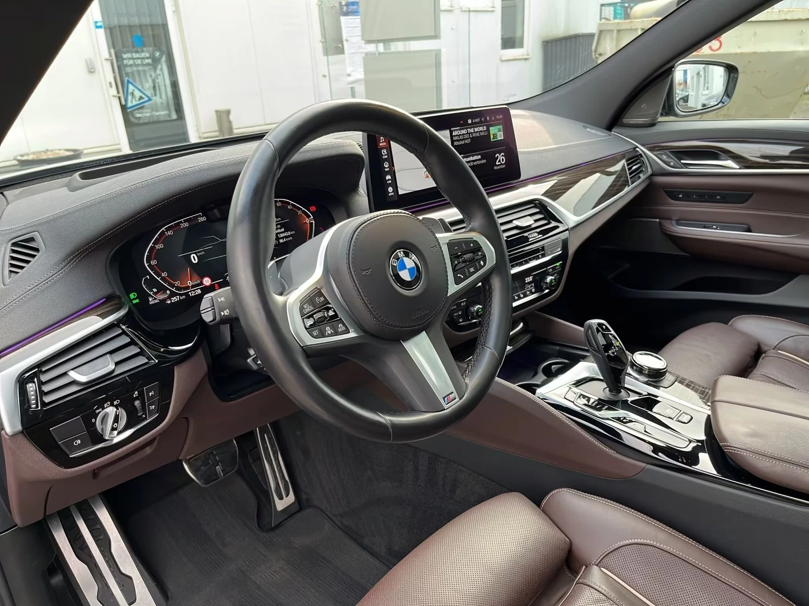 BMW 640 GT/286HP/xDRIVE/MSPORT/H&K/HUD/PANO/997v | Mobile.bg � ����������� 11