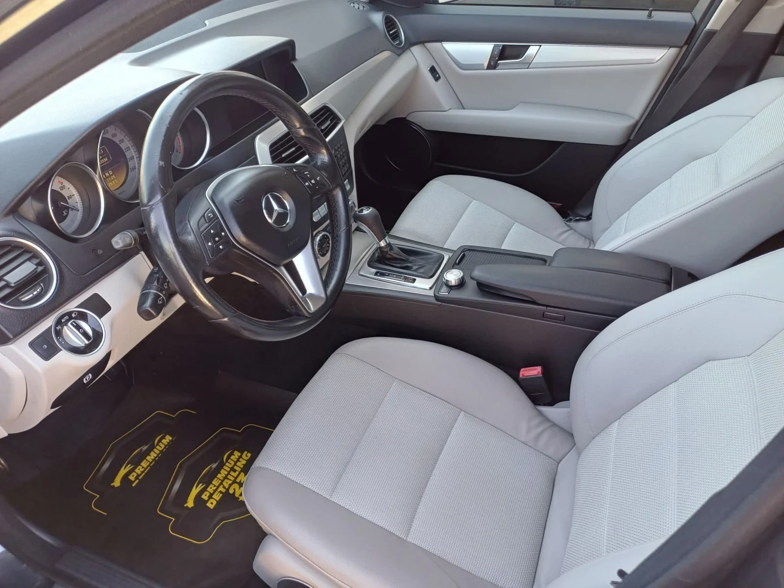 Mercedes-Benz C 250 AMG Line CDI 250 4matic, снимка 3 - Автомобили и джипове - 53712357