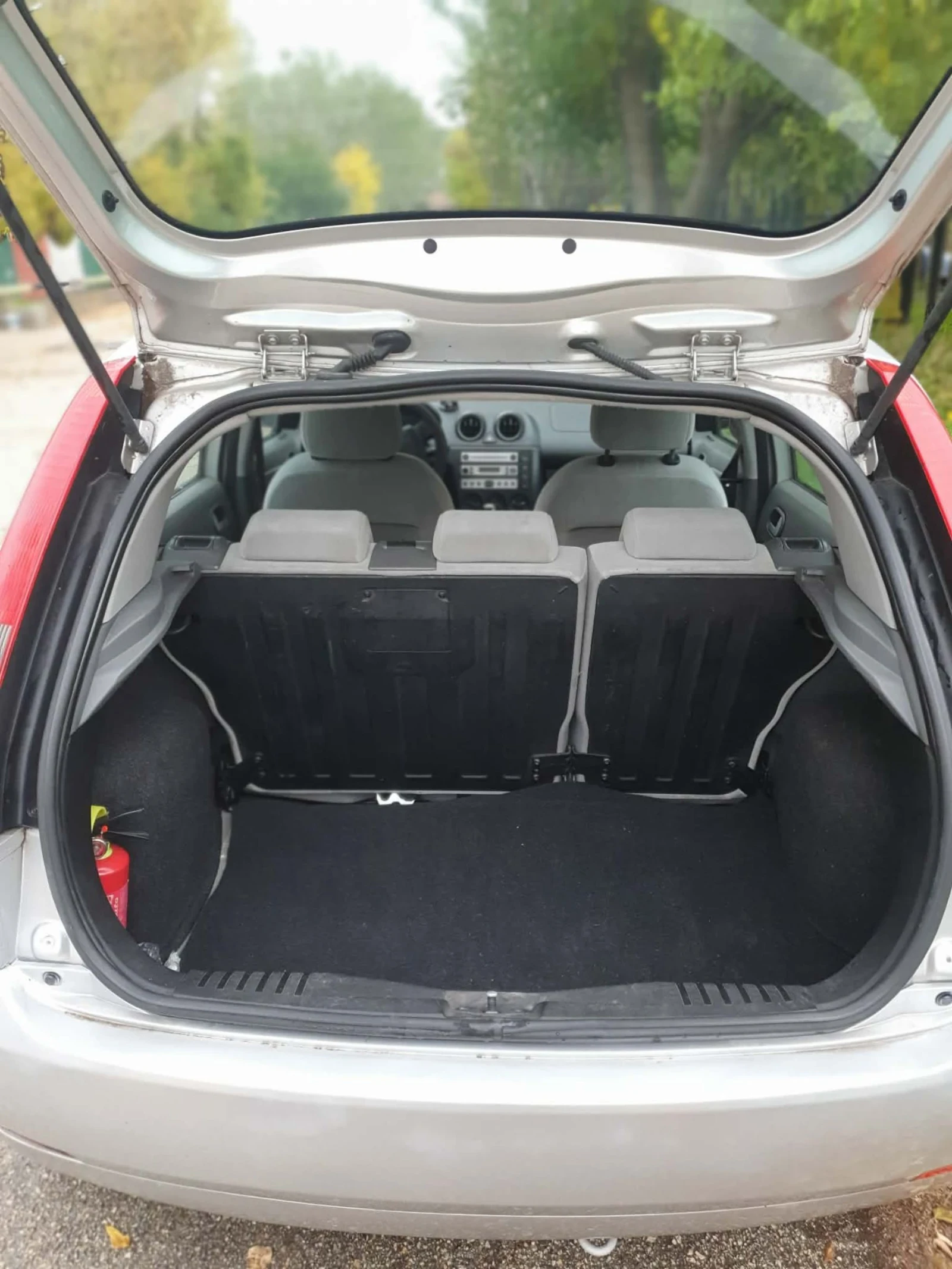 Ford Fiesta, снимка 5 - Автомобили и джипове - 54451377