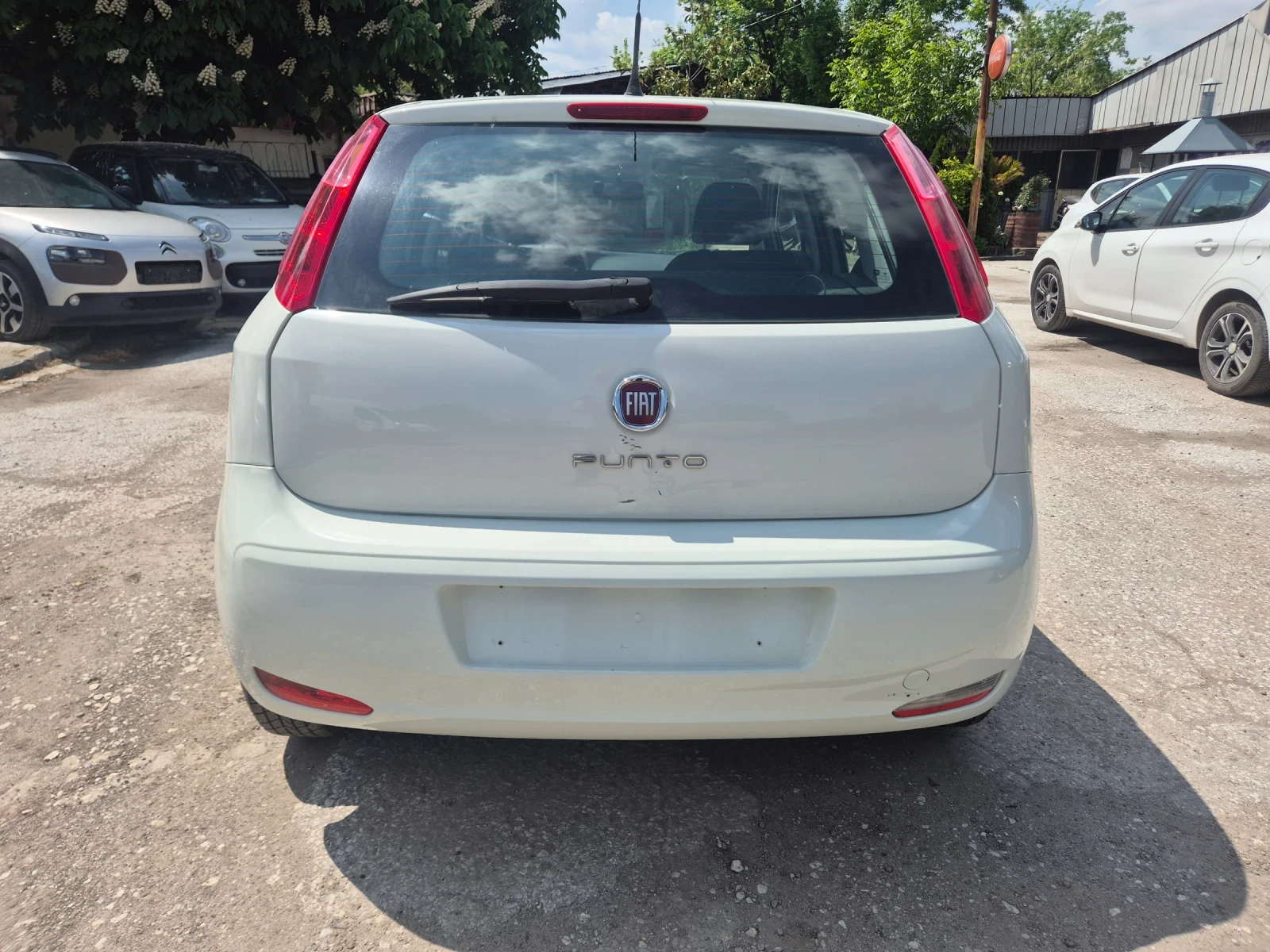 Fiat Punto 1.3 MultiJet, снимка 5 - Автомобили и джипове - 54508245