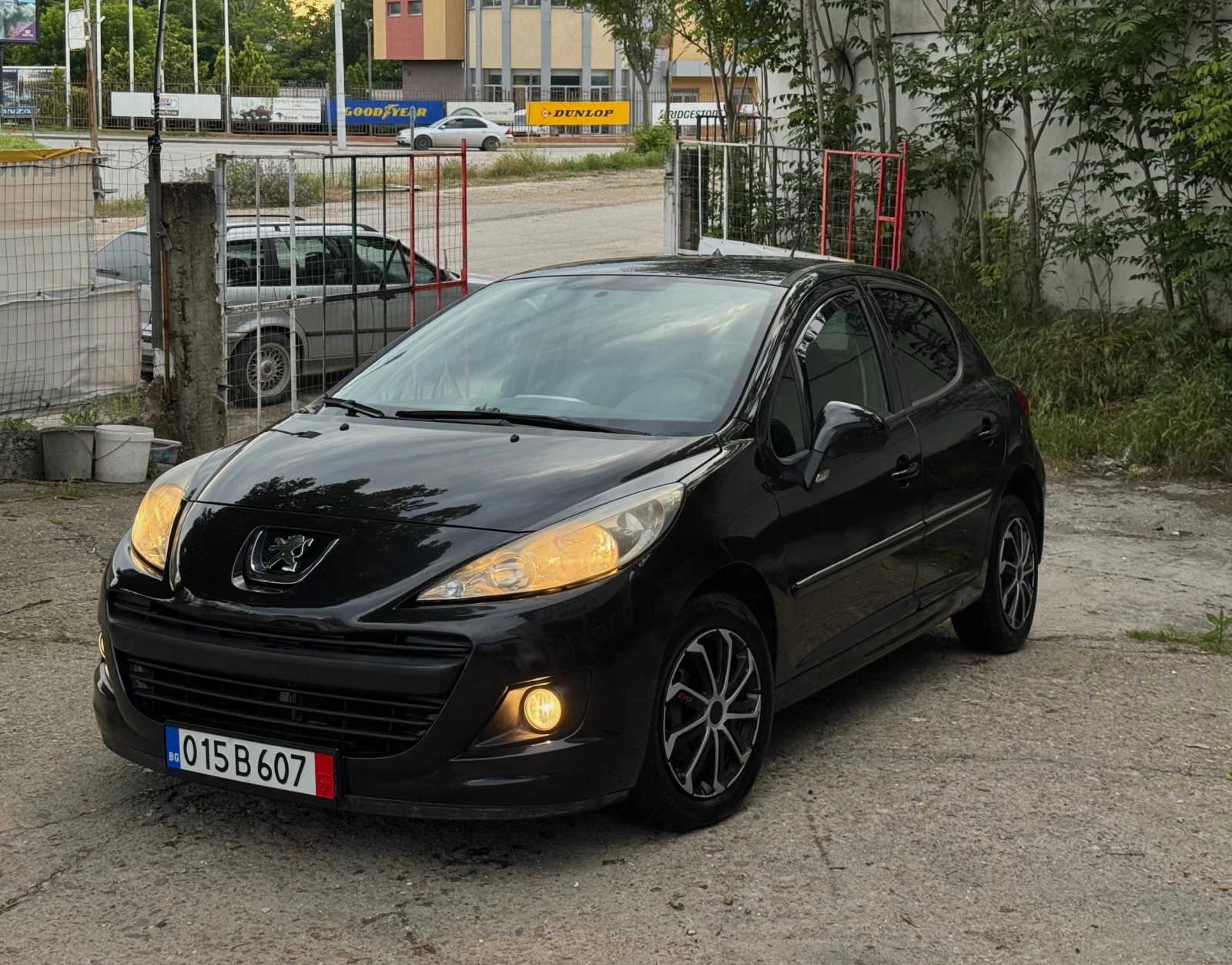 Peugeot 207 FACE! 1.4!СТАРИЯ МОТОР!137ХИЛ.КМ, снимка 3 - Автомобили и джипове - 54663180