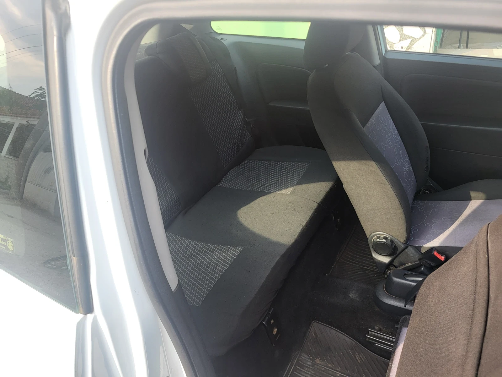 Ford Fiesta 1.4 TDCI 70ps klima, снимка 9 - Автомобили и джипове - 54830717