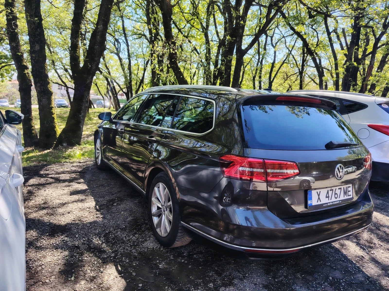 VW Passat 2.0 TDI, снимка 5 - Автомобили и джипове - 54899644