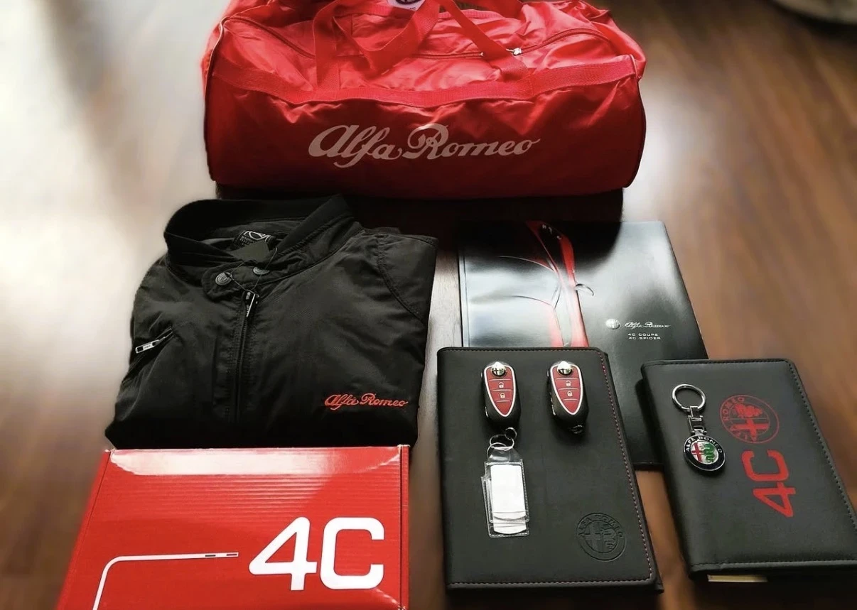 Alfa Romeo 4C TRACK PACKAGE * 1 ���������� * �������� ������� *  | Mobile.bg � ����������� 16