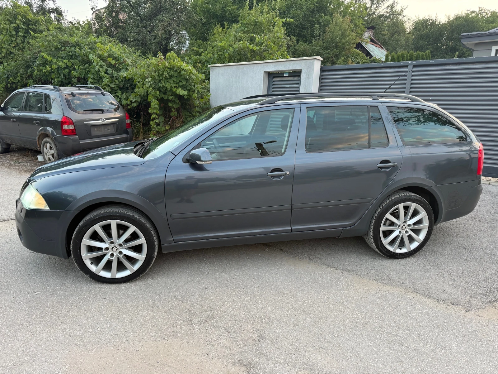 Skoda Octavia * SCOUT* 4x4* СЕРВИЗЕН* НОВИ ГУМИ* , снимка 5 - Автомобили и джипове - 55565007