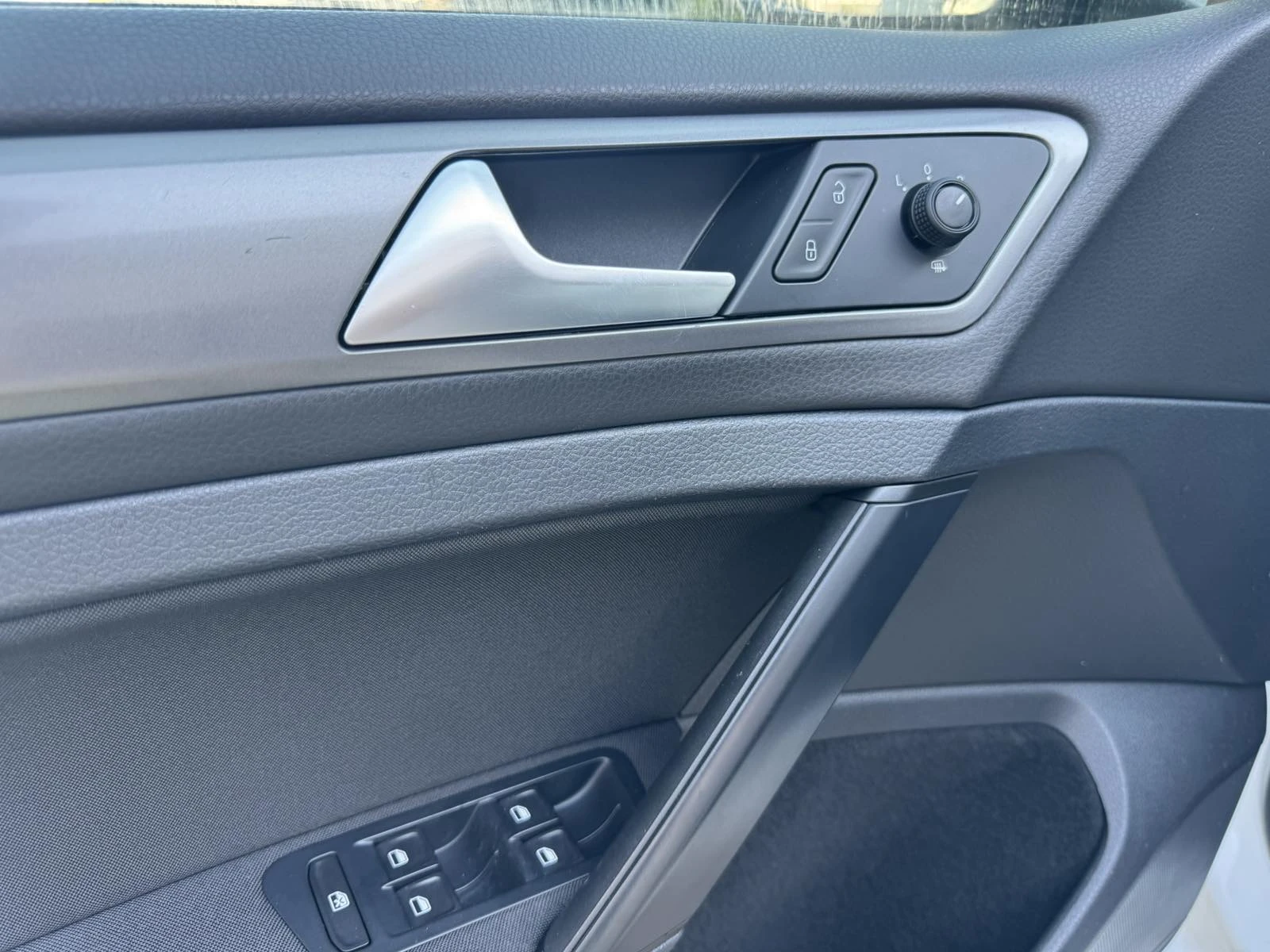 VW Golf, снимка 9 - Автомобили и джипове - 55590132
