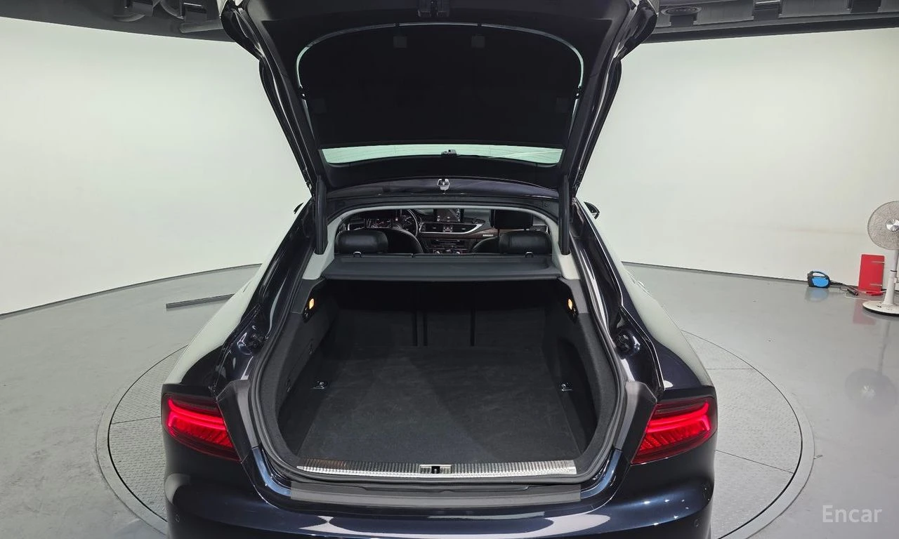 Audi A7 3.0TDI* MATRIX* S* LINE* ХЕДЪП* ПОДГРЕВ* КАМЕРА* , снимка 16 - Автомобили и джипове - 55724369