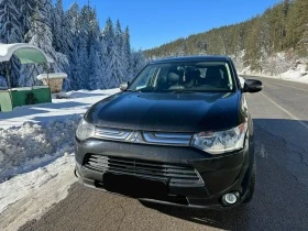     Mitsubishi Outlander SE/SEL