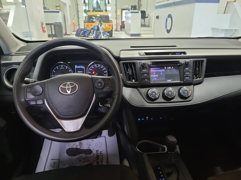 Toyota Rav4, снимка 7 - Автомобили и джипове - 48757425